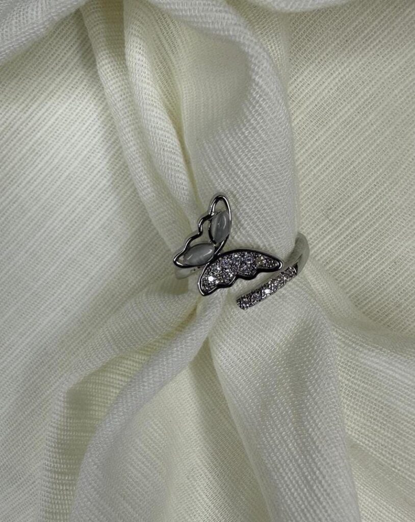 Butterfly Gleam Ring
